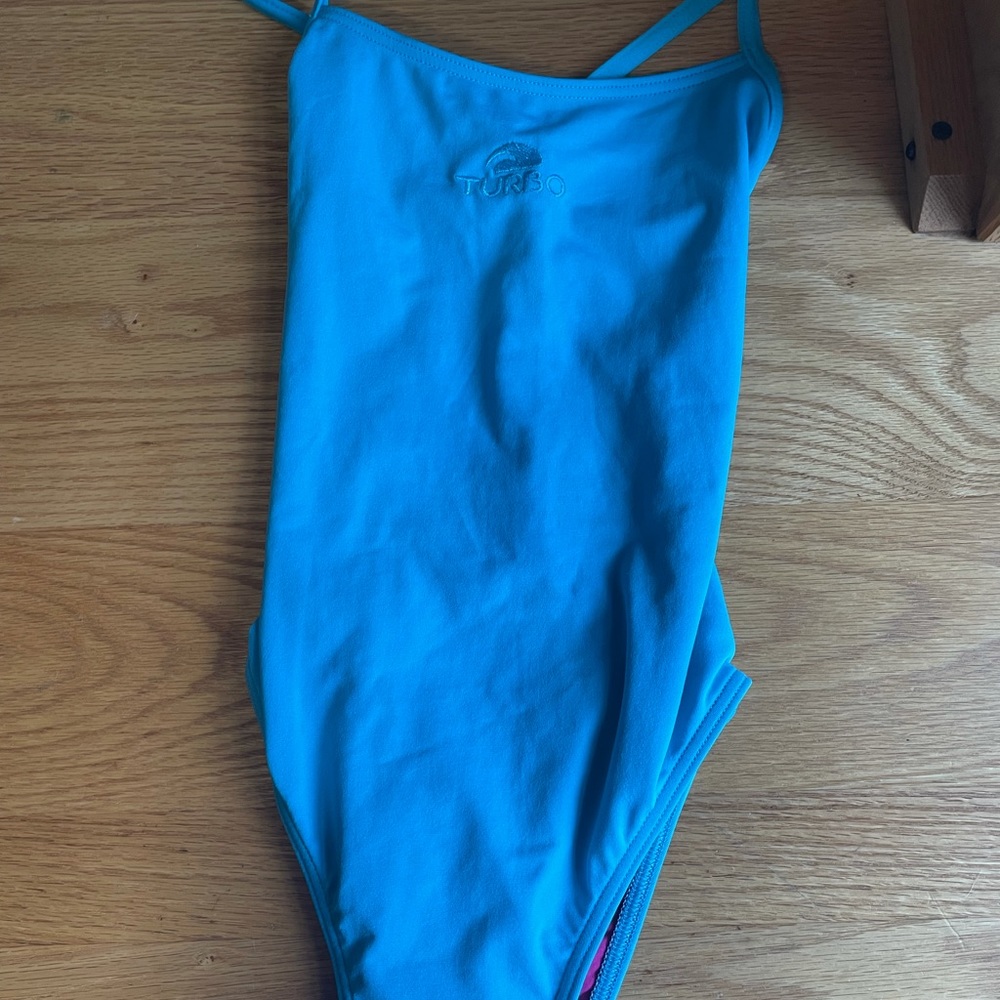 Blue turbo cross back suit
